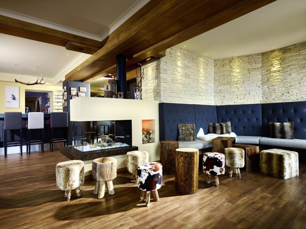 Hotel Alpenfriede 4*